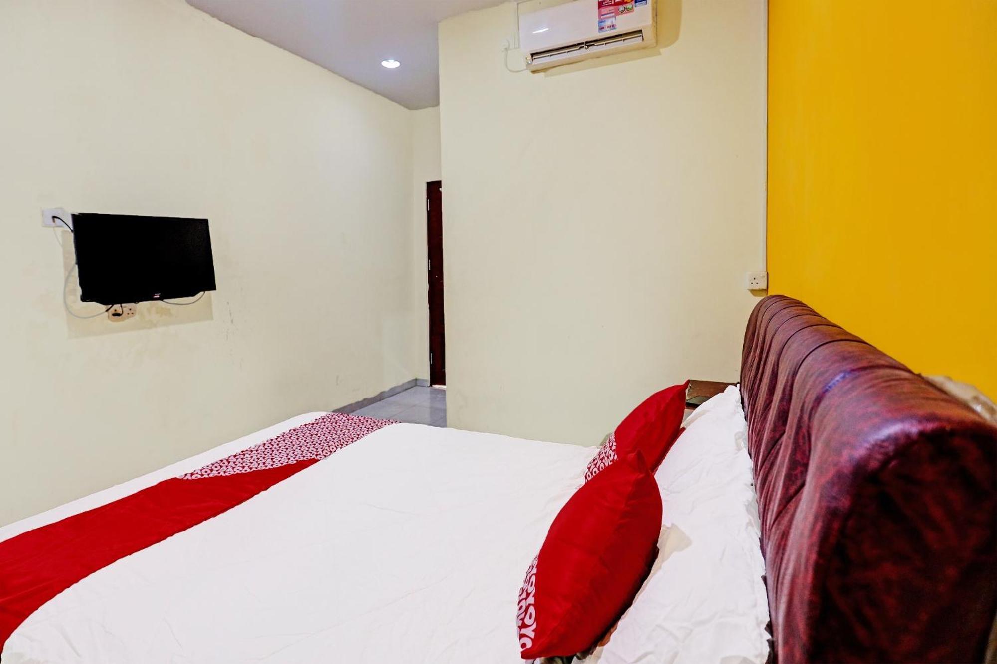 Oyo 92322 Hasan House Syariahnearpelabuhan Feri Harbor Bay Nagoya Exterior photo
